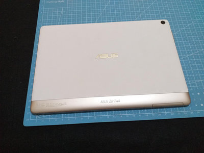 華碩ASUS zenpad 10 Z301ML P00L  4核10吋平板電腦 -約9成3新 .螢幕完整無破損.充放電穩.功能正常.安卓7.0版.附贈車用平板架