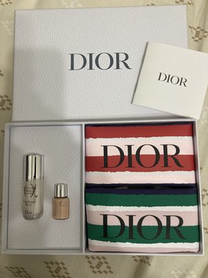 全新Dior 迪奧巴亞德條文束口袋（1入） 綠條紋色 (不含保養品)