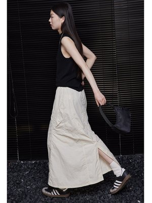上新熱賣~moment米白色工裝半身裙女夏季修身新款設計感小眾高級感顯瘦氣質
