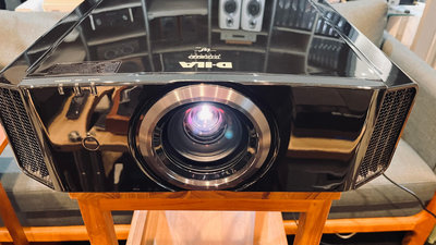 『岳冀音響』2手(客戶託售)JVC投影機DLA-X70RBU