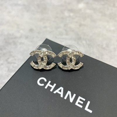 Chanel 耳環 方型水鑽耳環《精品女王全新＆二手》