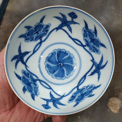 明代大明成化年制青花葵花紋陶瓷薄胎碗名稱：瓷