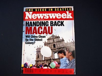 【懶得出門二手書】英文雜誌《Newsweek》HANDING BACK MACAU 1999.12.13(無光碟)│(21F32)