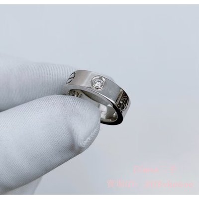 Diana二手 Cartier 卡地亞 LOVE系列 18K白金戒指 寬版 三鑽款 情侶 戒指 B4032500