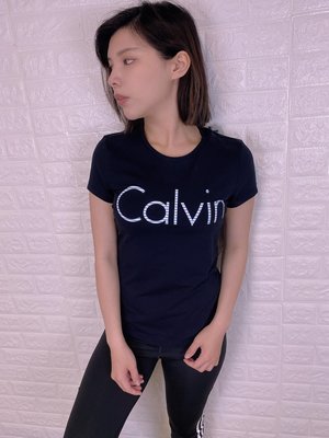 Calvin Klein 女款 CK 經典 大Logo 舒適 棉質 休閒 百搭 短袖 上衣 t恤 短t 黑色短袖上衣