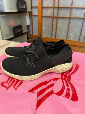 「 二手鞋 」 Skechers 女版休閒鞋 US9.5（黑）62