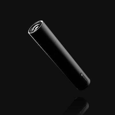 新款推薦 小米有品 極蜂強光變焦手電筒 營手電筒 迷你爆亮 USB 0流明 無級變焦設計-可開發票