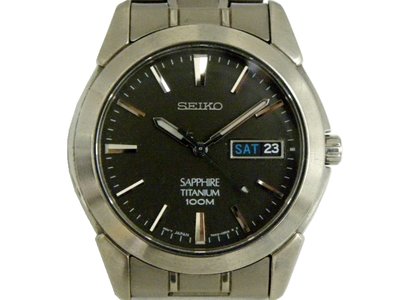 [專業模型] 機械錶 [SEIKO 690341] 精工 鈦金屬 石英錶[灰黑面+星+日期]時尚/軍/中性/軍錶