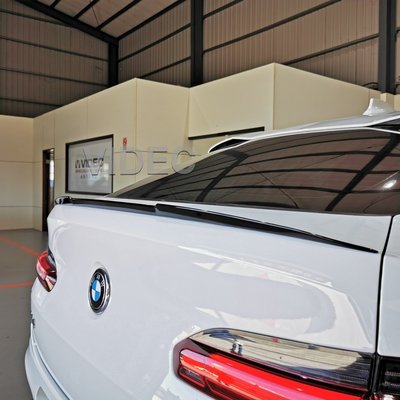巨城汽車精品 18-21 BMW G02 X4 P款 尾翼 ABS材質 20I 30I 素材