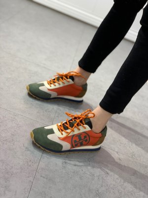 100原廠％購#Tory Burch TB 新款 休閒鞋 運動鞋 布鞋 麂皮帆布 拼接牛皮 舒適透氣 綠橘色