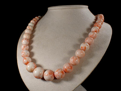 『保真』老玉市場-天然深海粉紅珊瑚10~17.5mm大圓珠項飾/項鍊(總重137.74g)