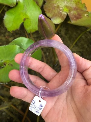 AAA+天然紫水晶手環～《醉21款》～手圍17.5號～內徑55mm寬16厚8mm～來自烏拉圭產地～紫羅蘭紫水晶手鏈～可以和紫色香水蓮花媲美呢！～｛熊寶貝珠寶｝～