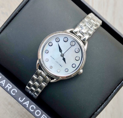 MARC BY MARC JACOBS 珍珠貝母錶盤 銀色不鏽鋼錶帶 石英 女士手錶MJ3510