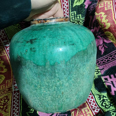 清代晚期銅官窯綠釉罐子 整體帶自然開片 僅罐身燒制時留下的窯