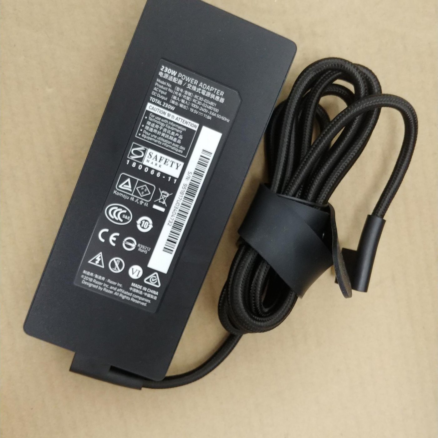 捧呈 230W ACアダプター 19.5V 11.8A Razer Blade aaramrodrigues.com.br