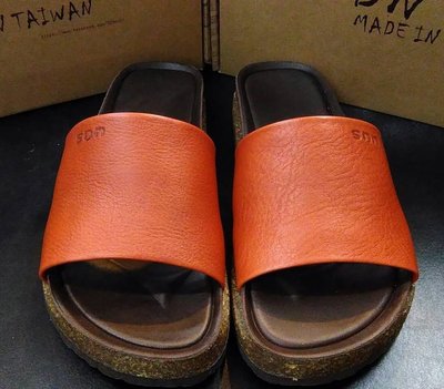 [KIKI鞋舖] 台灣自創品牌SDN  腳丫子  純手工 強韌耐穿 牛皮底直接套樸實質感拖鞋橙色免運