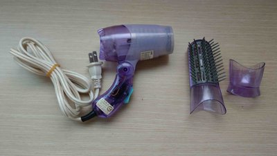 獅子心 LHD-201 二合一吹風機 美髮組 (全新未使用，庫存新品) 附集風頭與整髮梳