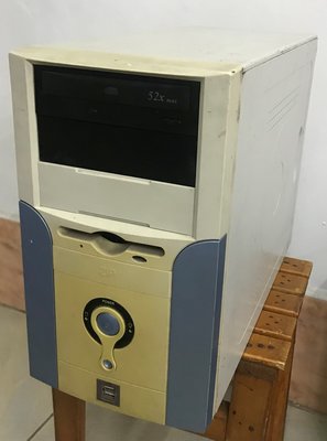 【小楊電腦】二手中古P4-C2.5 單核心 XP主機(98可支援) 時機歹歹隨便賣(軟體已安裝好)限量 PC-X1