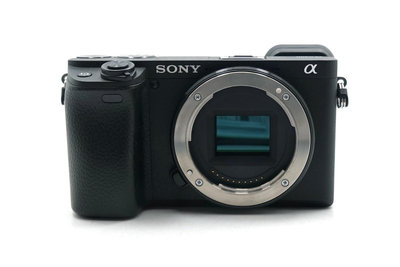【台南橙市3C】Sony A6400 黑 單機身 二手 APS-C 單眼相機 公司貨 快門數38xx張 #89936