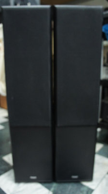 德國 Magnat Monitor Supreme 802 喇叭 表面具有特殊塗層的纖維振膜 Airflex低音反射孔設