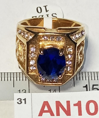 【週日21:00】31~AN10~圓藍寶石全金色老鳳祥18K戒指(未檢測不保真)。如圖