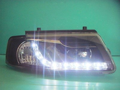 》傑暘國際車身部品《 全新外銷 PASSAT 98年B5 仿R8燈眉魚眼一体成形大燈
