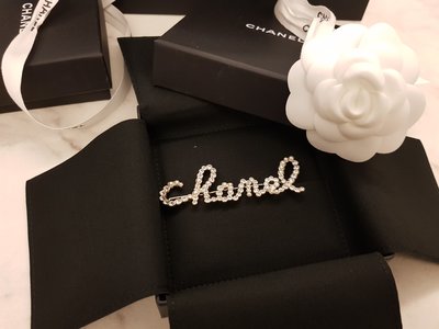 Chanel 珍珠鑽飾髮夾髮飾