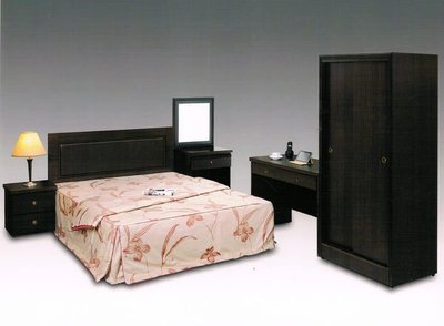 大台南冠均家具批發---全新 雙人房間組 5*6雙人床組 6件式 木心板製作 *床頭片/衣櫃/邊櫃/化妝台/書桌/床底板