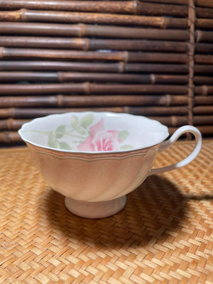 ‘’日本回流‘’日本三大骨瓷之一narumi鳴海咖啡杯 口徑