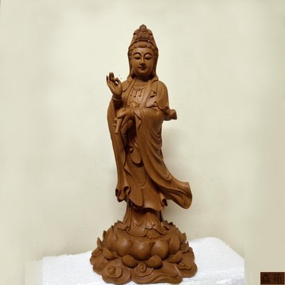 熱銷  佛具佛像佛教用品佛龕擺件自在觀音香樟木根雕滴水觀音 3551