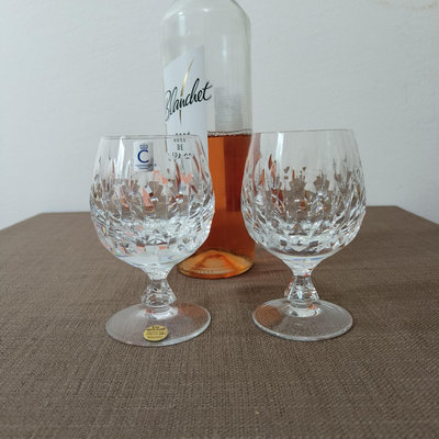 德國肖特圣維莎（SCHOTT ZWIESEL） 德國手工制作水晶鉆石切割高腳香檳杯酒杯。