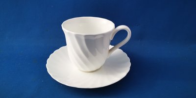 [美]超美的英國百年名瓷WEDGWOOD同廠製造純白色水波紋小茶杯盤組