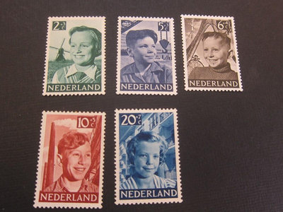 【雲品2】荷蘭Netherlands 1951 Sc B229-33 set MH 庫號#BP05 18889