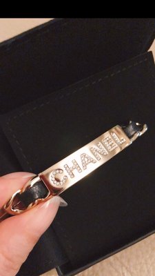 Chanel2029秋冬限定新款皮穿鏈髮夾