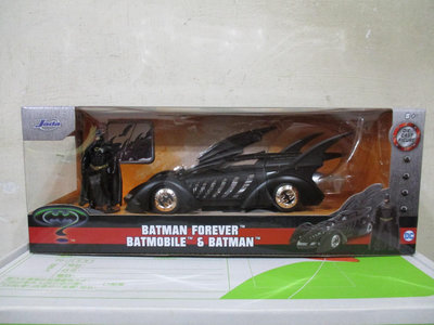 風火輪漫威多美METALS JADA合金車DC正義聯盟1:24蝙蝠俠3永遠的蝙蝠俠版1/24蝙蝠車附公仔一千兩佰五十一元
