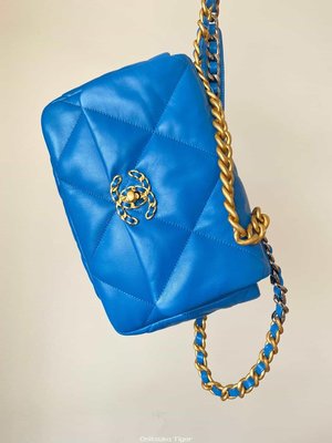[二手正品]Chanel香奈兒 19 Flap Bag AS1160小號26CM藍色