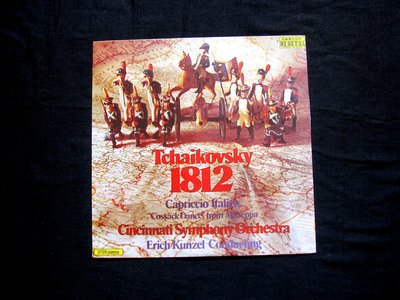 絕版黑膠唱片----TCHAIKOVSKY 1812大序曲----1箱