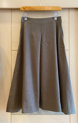 日本專櫃正品 23區 日本貴婦最愛品牌 過膝長裙（女）S號