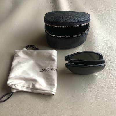 [品味人生2]保證正品 Louis Vuitton LV  折疊式 太陽眼鏡