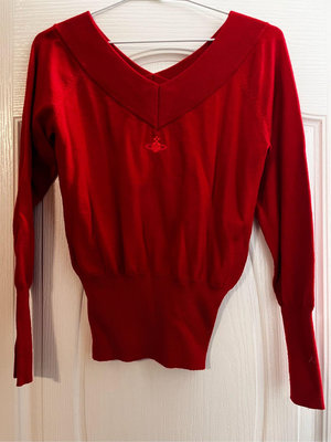 二手出清～日本購買Vivienne Westwood 紅色上衣