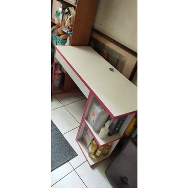 特賣-桌子 書桌 辦公桌 二手木頭書桌 買來都沒在使用就放倉庫 便宜賣出