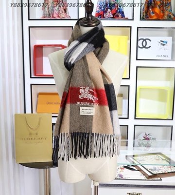 美國代購Burberry 巴寶莉 時尚潮流 英倫經典 時尚拼色格紋 杏色羊毛絨圍巾 披肩180-36