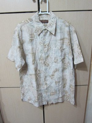 衣市藍~Tasso Ella 短袖絲質襯衫 (S~淺橄欖綠花紋~) (220915)