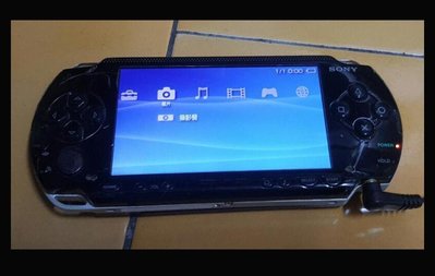 SONY--PSP-1007遊戲機--無電池蓋 /2手