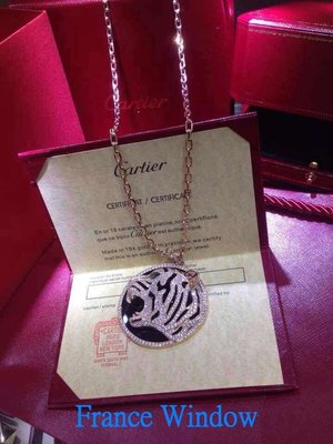 法國櫥窗  卡地亞 Cartier 豹子吊墜項鏈 18k白金滿鑽 鑲嵌祖母綠黑瑪瑙