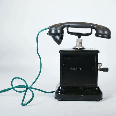 100多年前古董1920年丹麥帶曲柄手搖磁石電話機發電機館藏