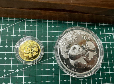 2006年熊貓金幣 1/10盎司金貓 純金熊貓紀念幣 含純金