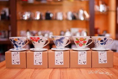D.M Taste caf'e - 【附發票】東洋手繪 陶瓷咖啡濾杯 藍藤花/V60濾杯/手沖咖啡/HARIO可參考