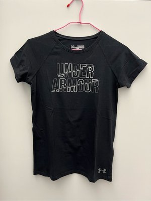 Under Armour 女童黑色短袖棉質上衣