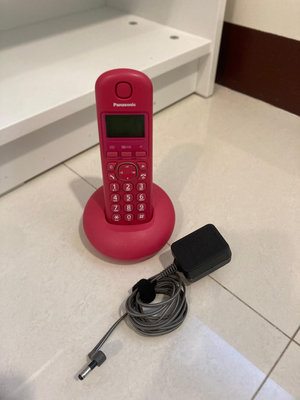 《Panasonic》松下國際牌數位 無線電話 紅色( KX-TGB210)